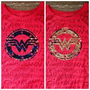 Wonder Woman Size Small (6/6x) Changing Sequins Red